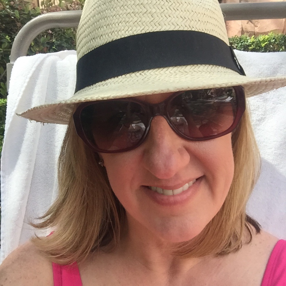Meet your Posher, Alissa